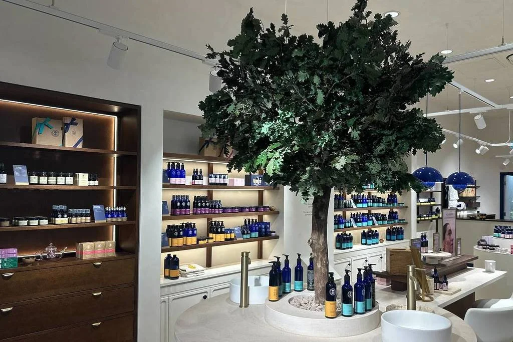 Neal's Yard Remedies曼彻斯特Arndale新店外观,天然有机健康品牌零售空间